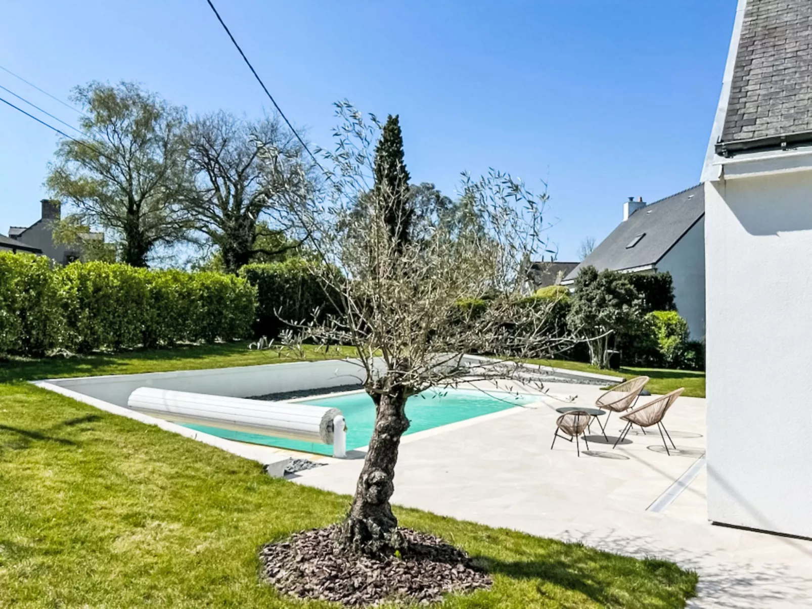 Maison de la Tour Bourgerel-Buiten