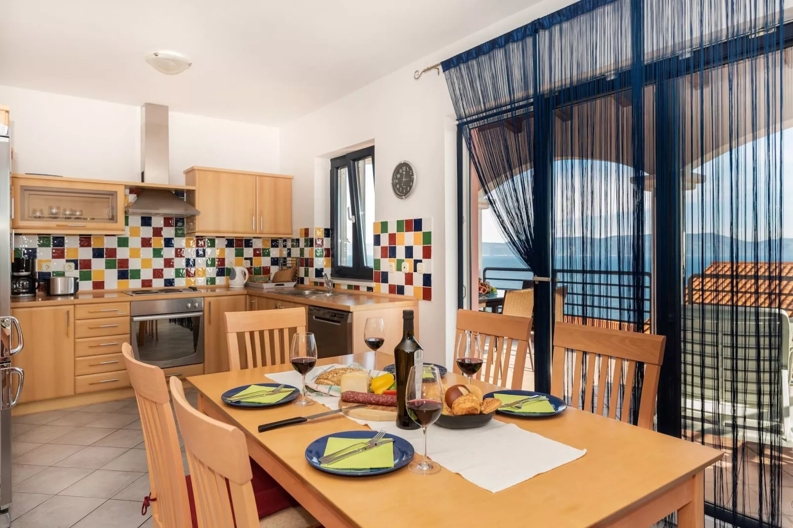 Holiday Home Alis with Sea View-Keuken