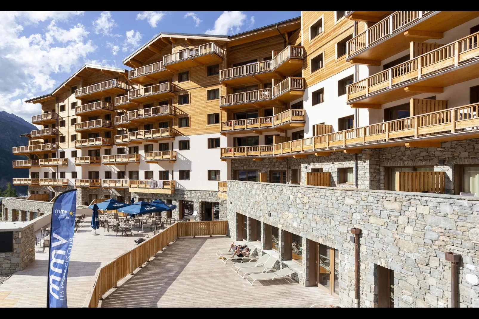 TIGNES_6PM-Buitenkant zomer