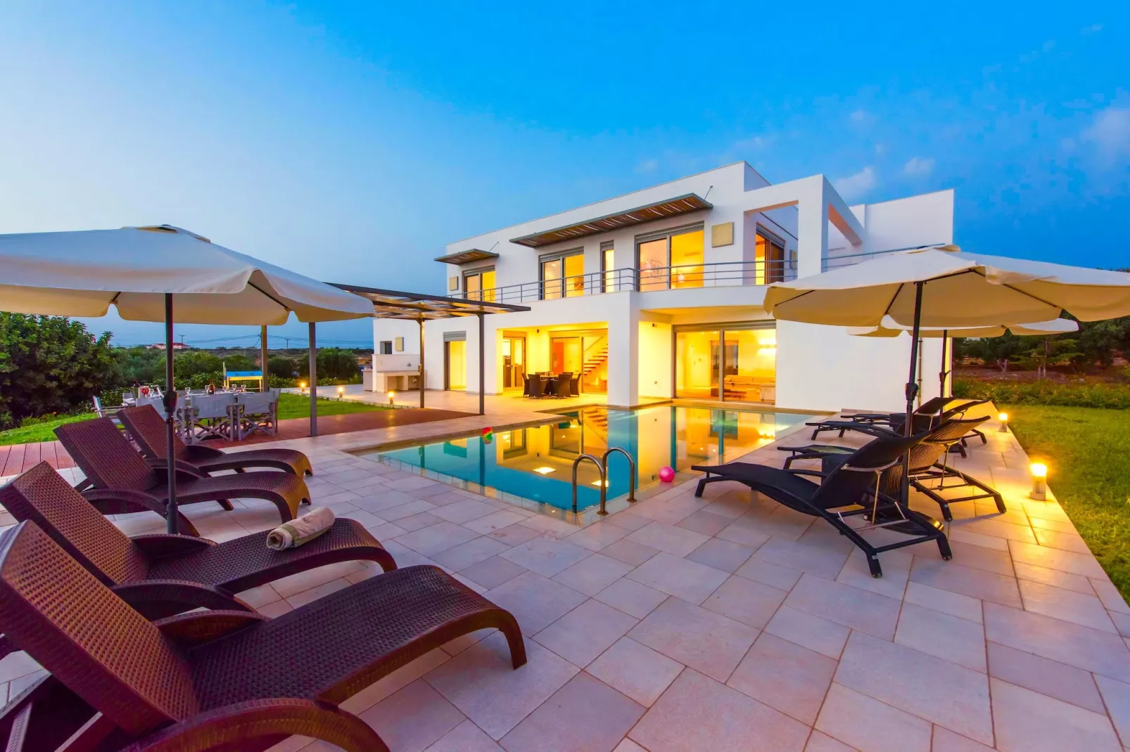 Villa Stella-Buitenkant zomer