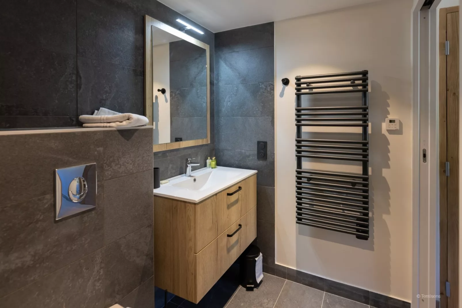 SERRE CHEVALIER Le Cristal Lodge-A38P-Badkamer