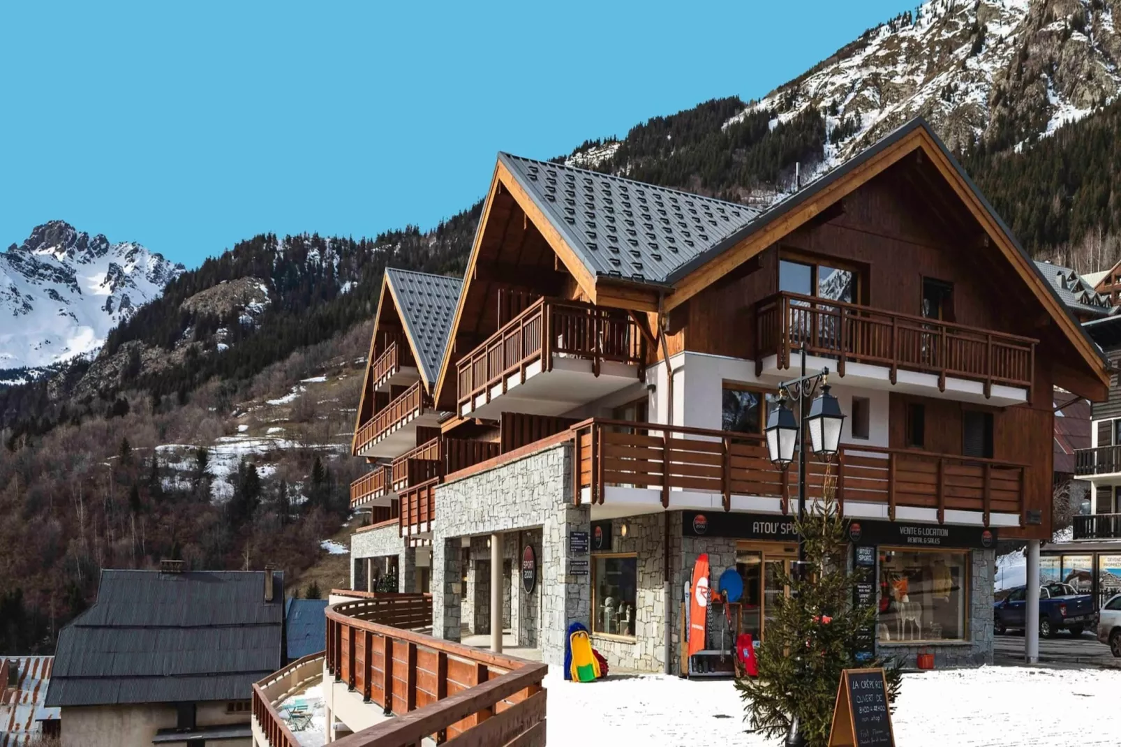 VAUJANY Le Saphir-A36P-Buitenkant zomer