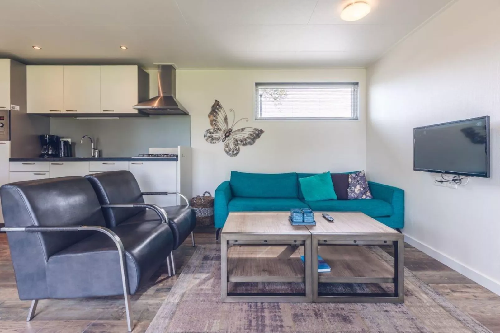 Forest Edge Chalet | 2 - 6 people-Woonkamer