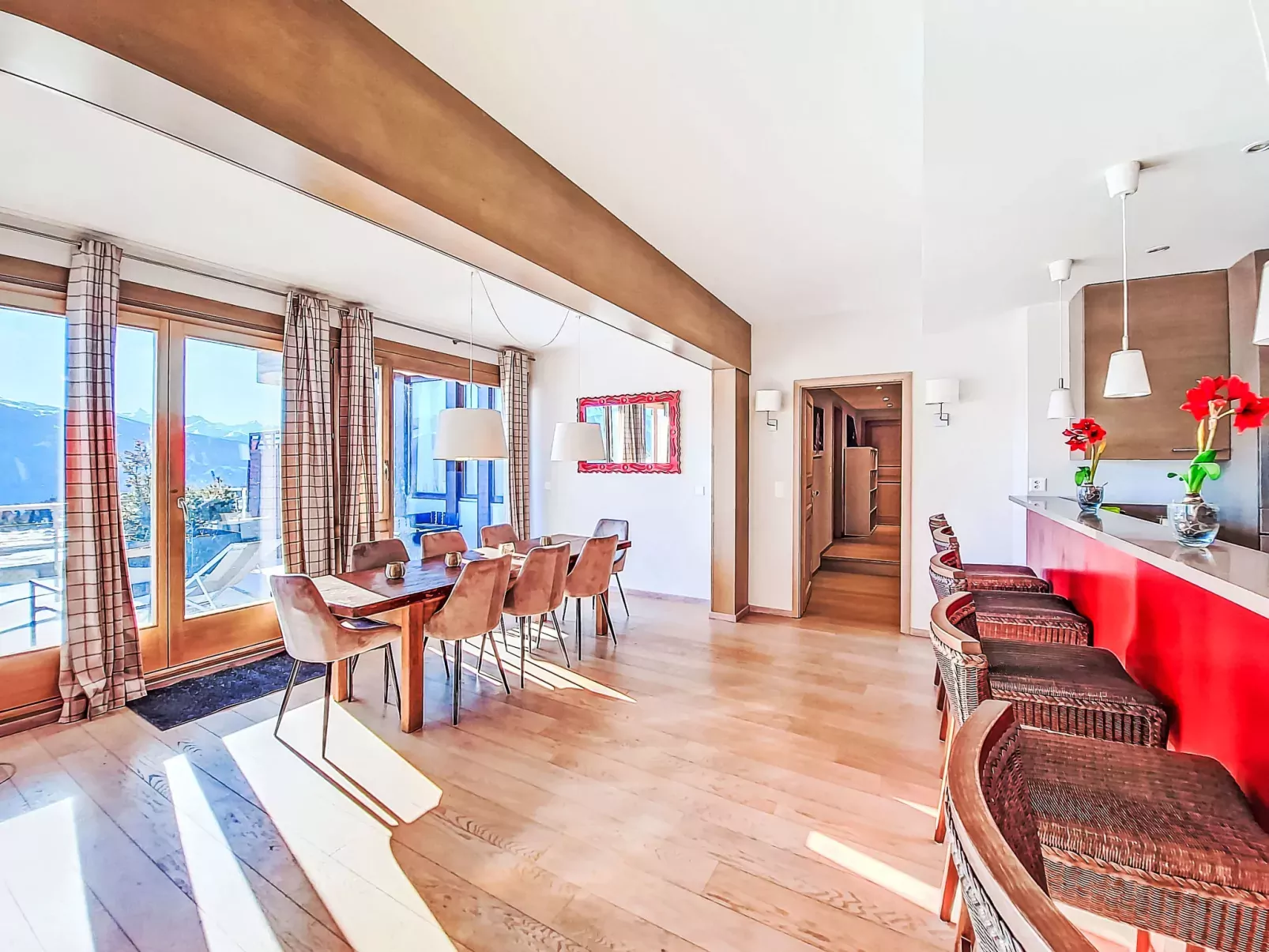 Jeanne D'Arc LOFT Montagne-Binnen