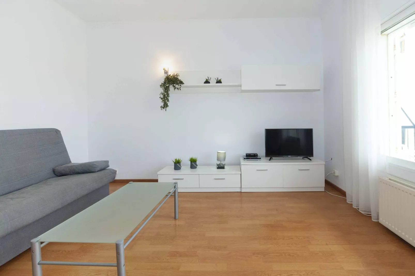 1141 MAS OLIVA con Piscina-Woonkamer