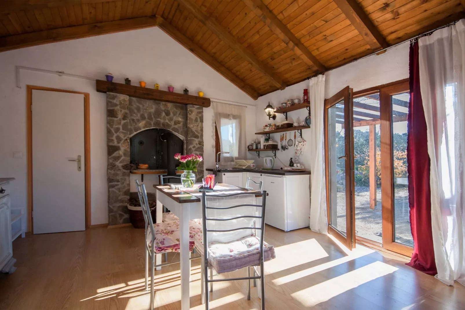 Holiday Home Stella-Eetkamer