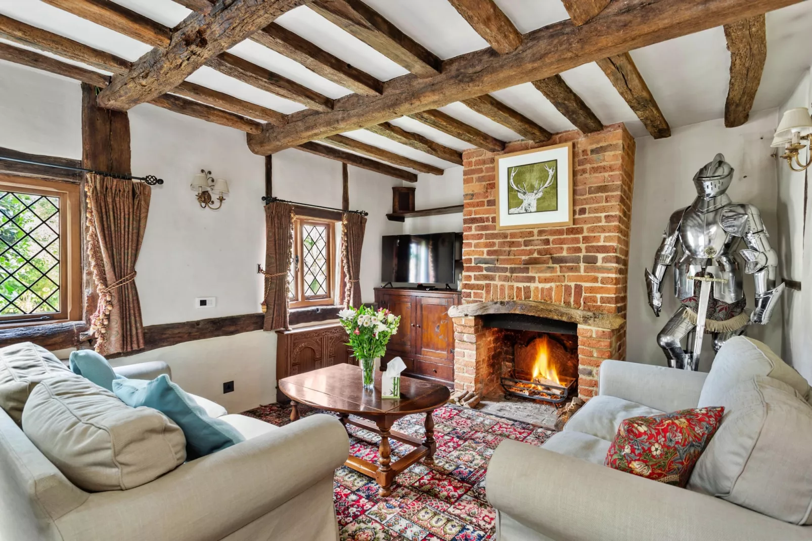 Sandhill Cottage with Hot Tub-Woonkamer
