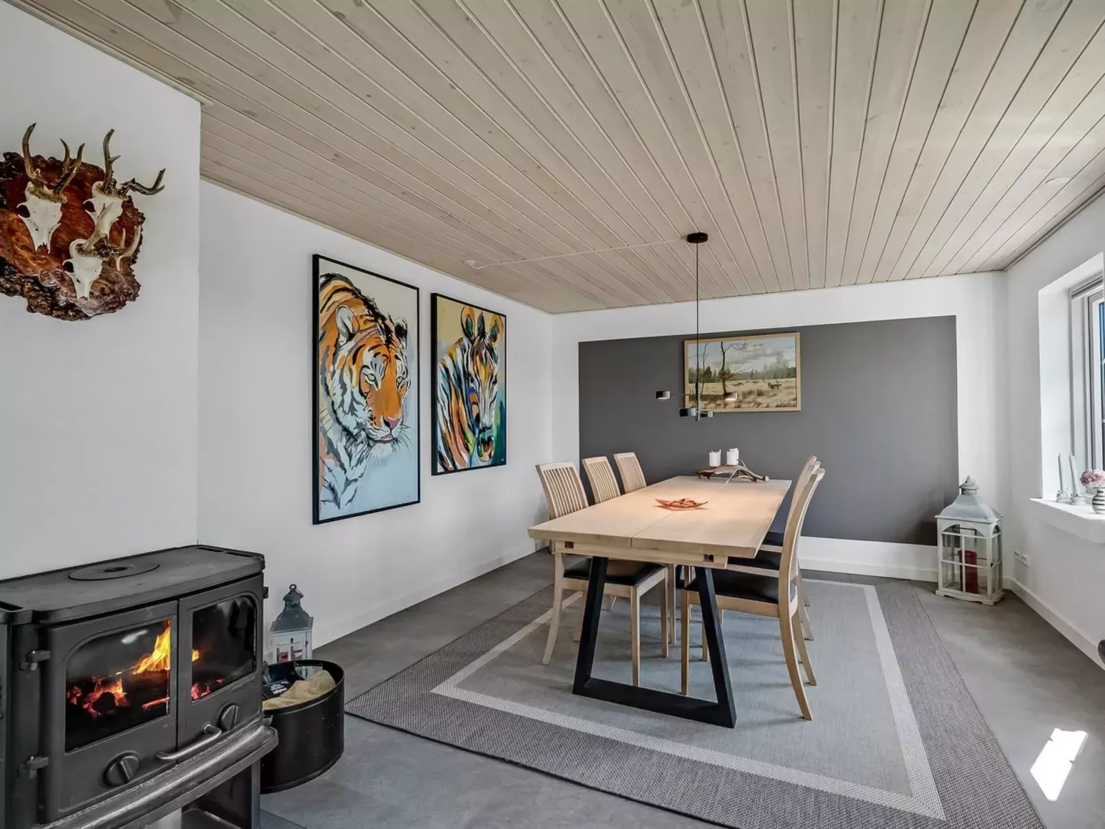 "Quirina" - 6km from the sea-Binnen