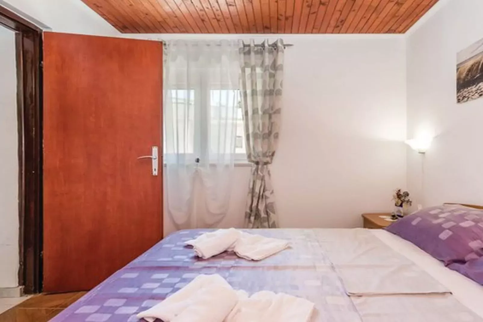 Charming One Bedroom Apartment Povljana - One Bedroom Apartment-Slaapkamer