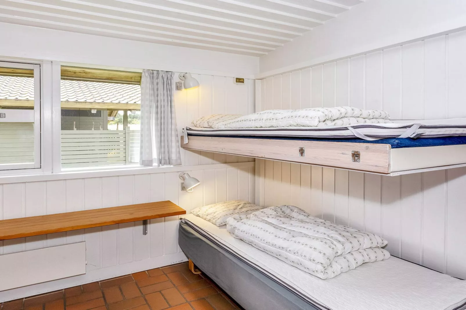 C-3 room,2 bathrooms-Niet-getagd