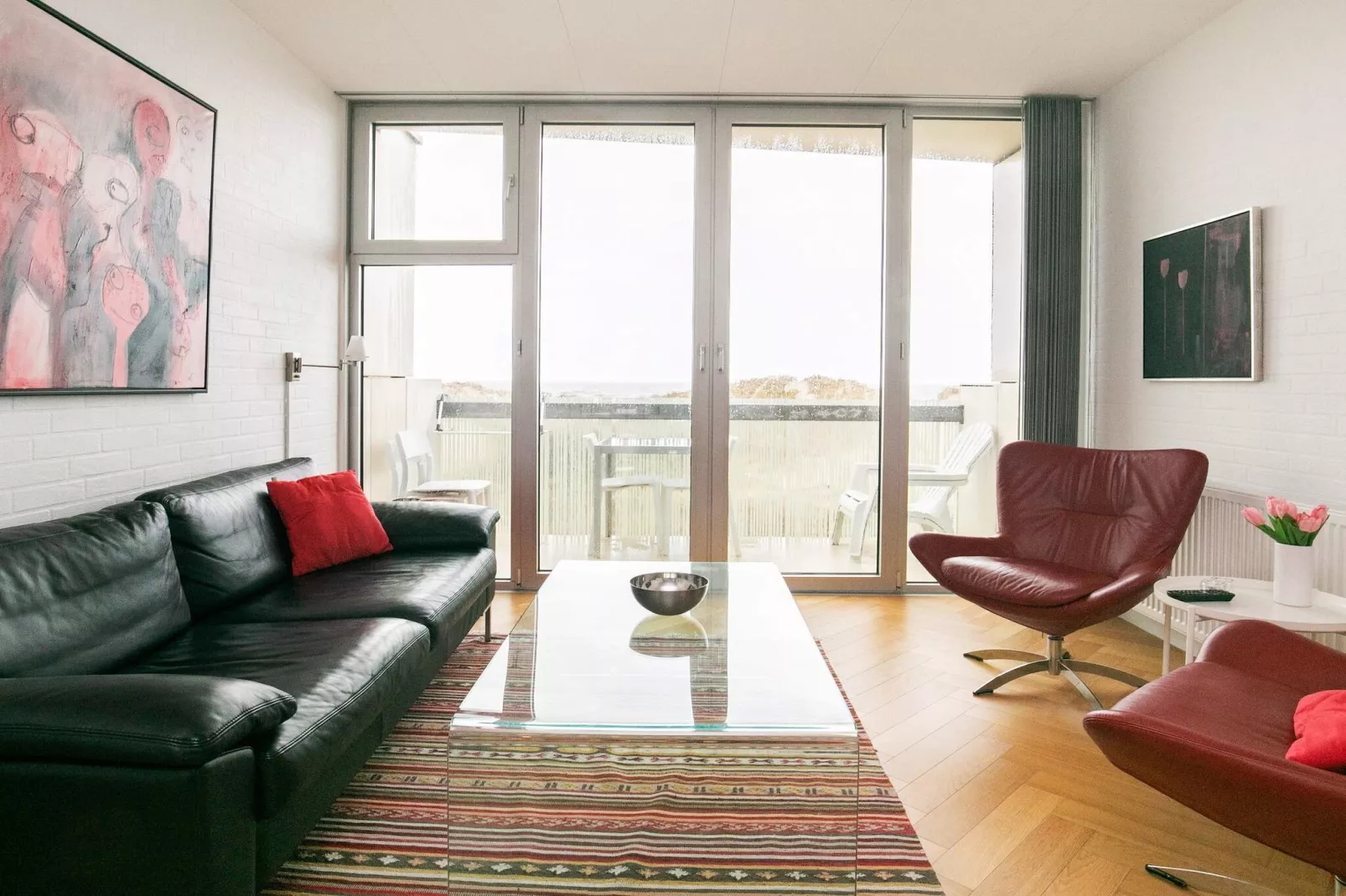2 room w/seaview-Binnen