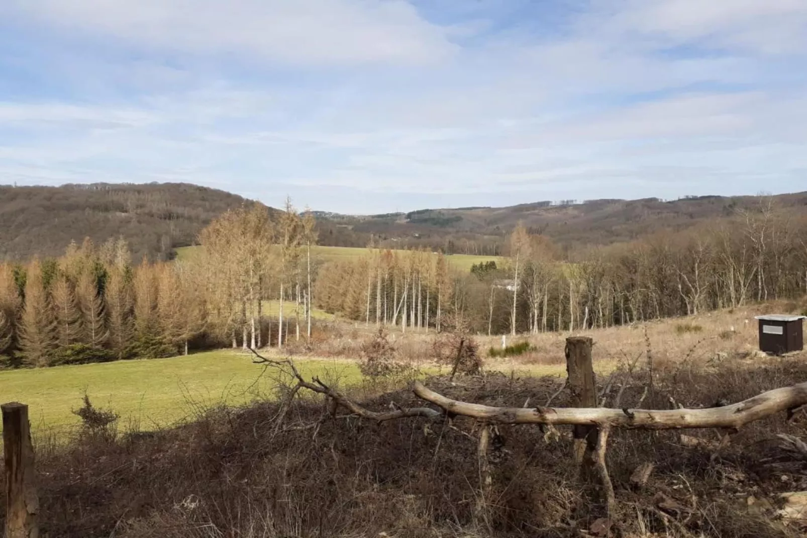 Im Westerwald-Gebieden zomer 20km