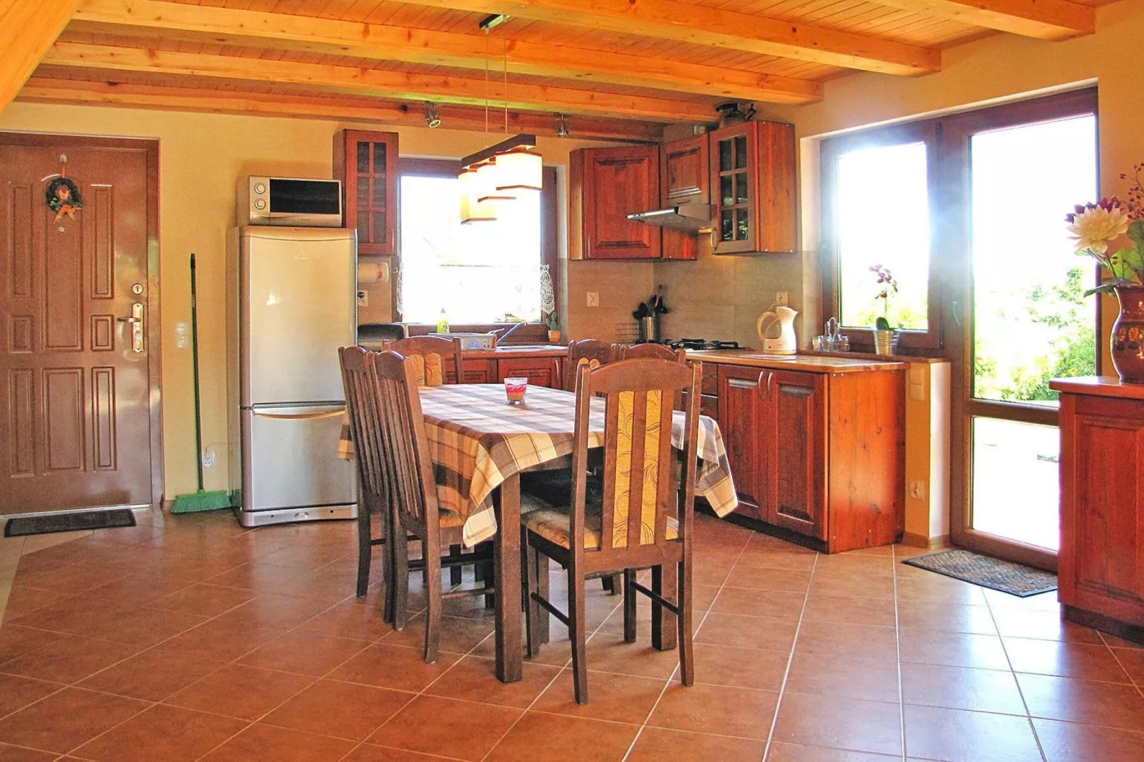 Holiday home Wilkasy-Eetkamer