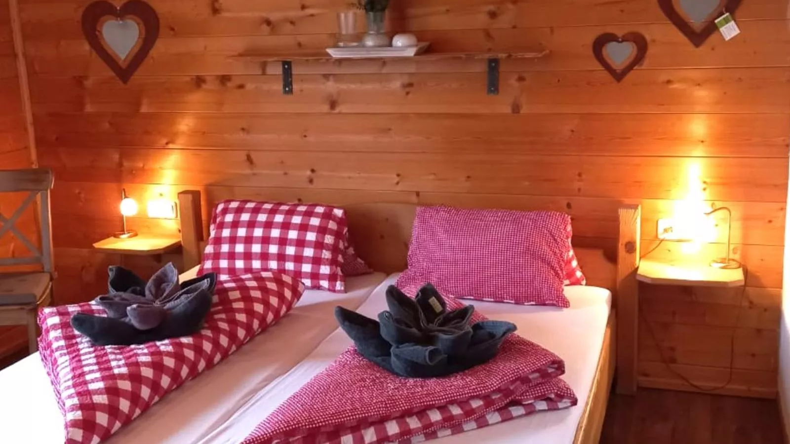 Lisa und Emely-Slaapkamer