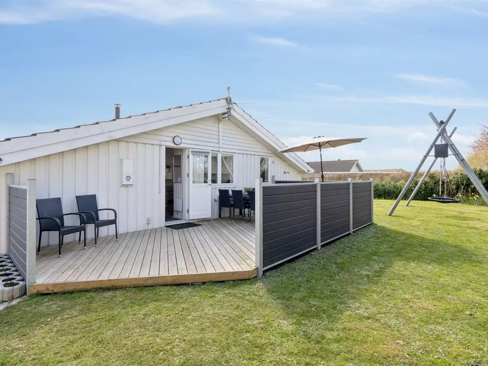 "Tjakko" - 700m from the sea-Buiten