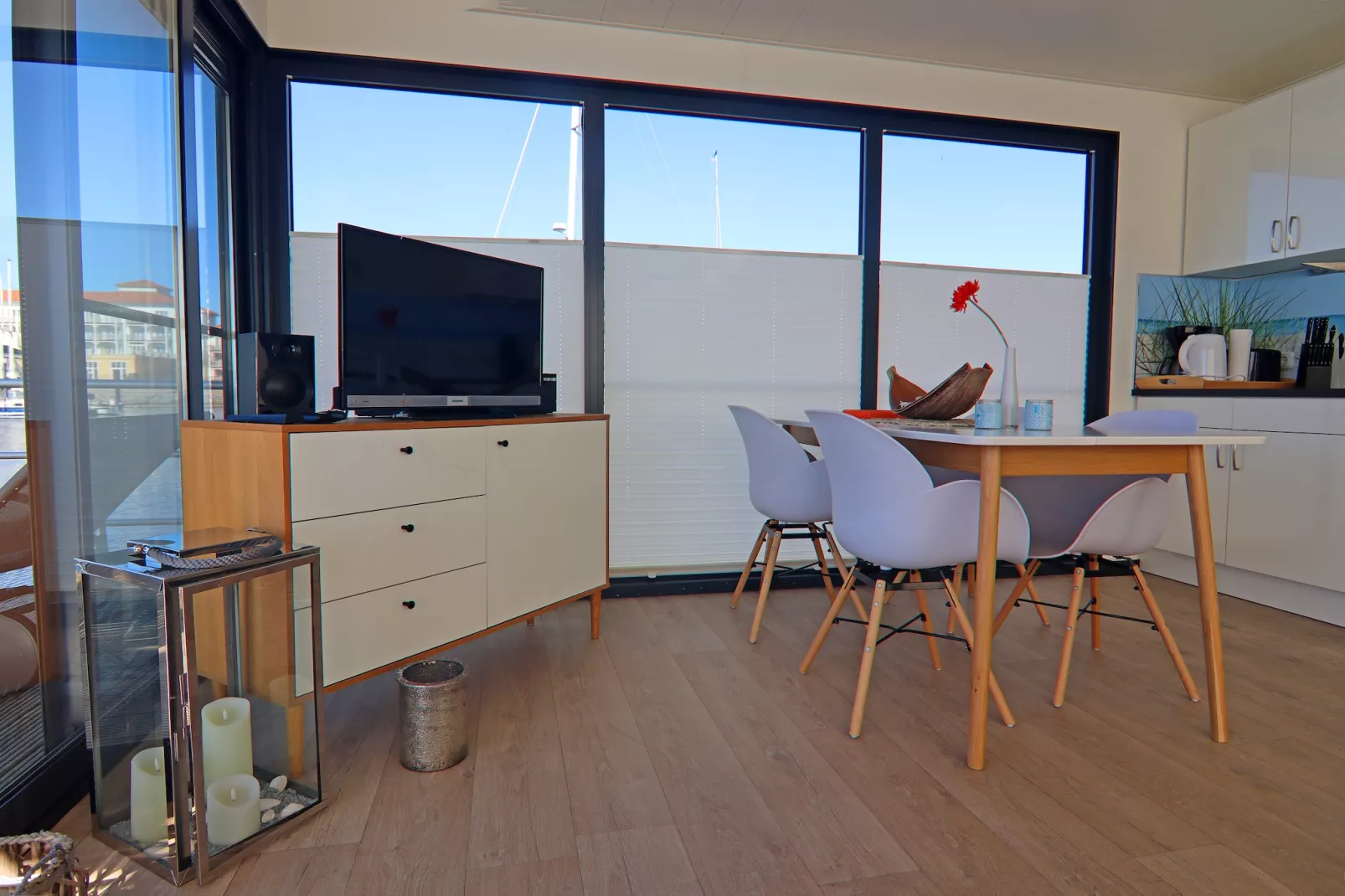 Hausboot Family & Friends LP 4 / 1-2 Personen-Eetkamer