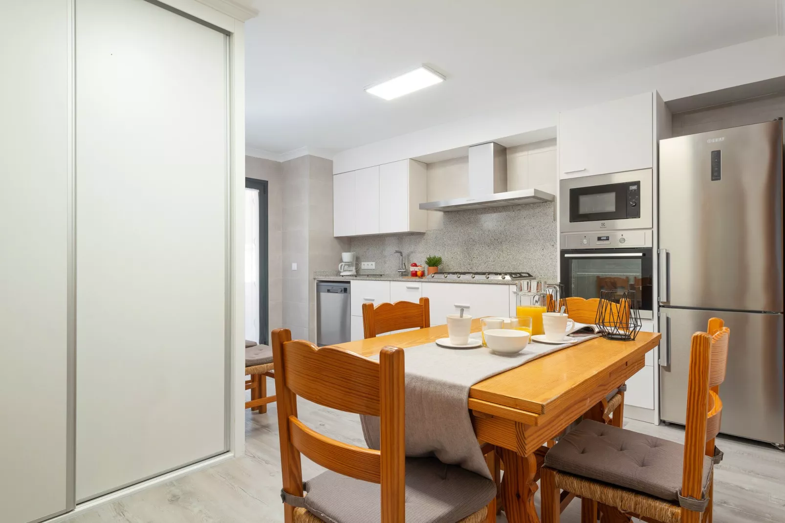 Villa Canta-Image-tags.