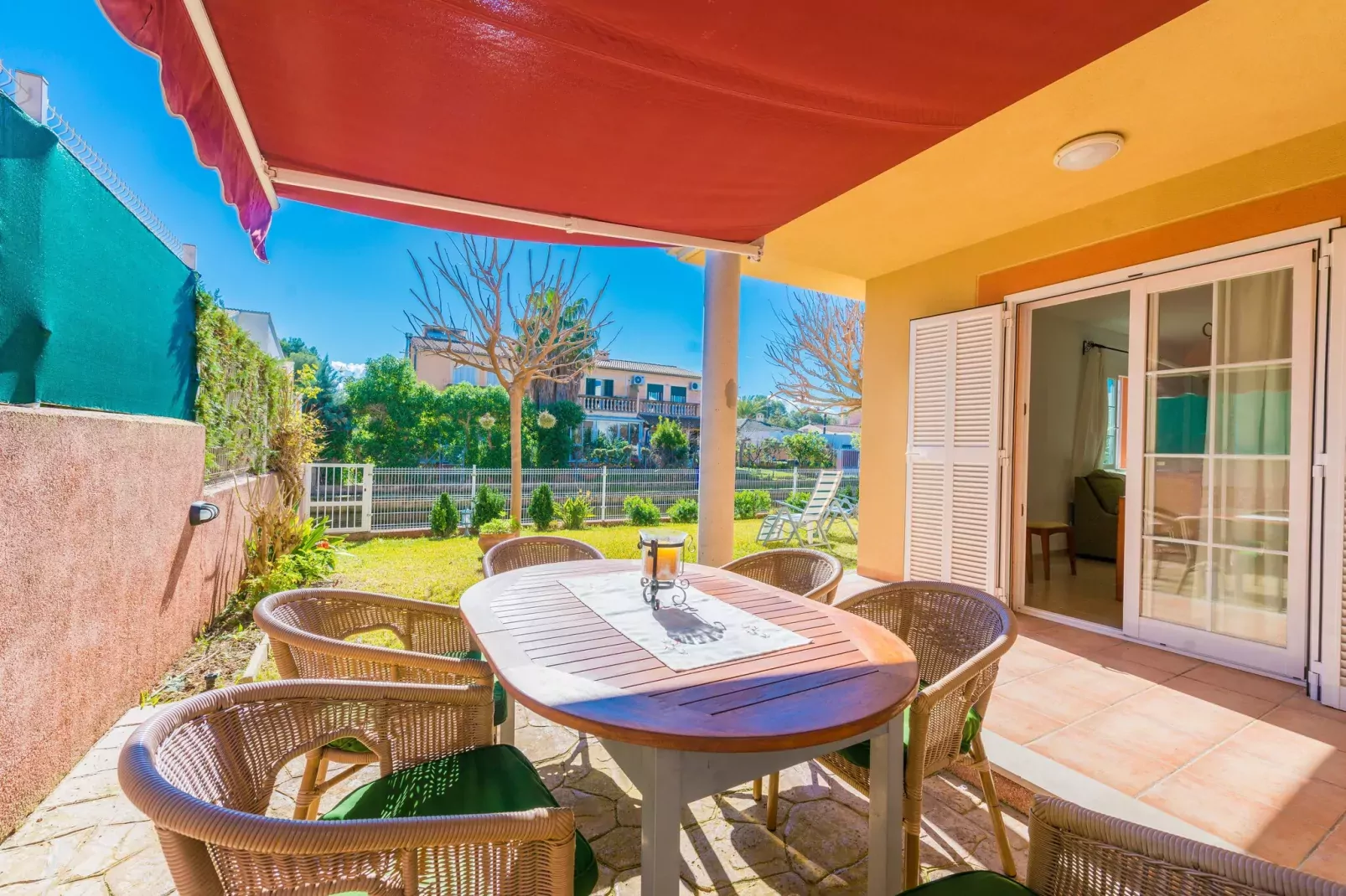 Villa Rosa-Image-tags.