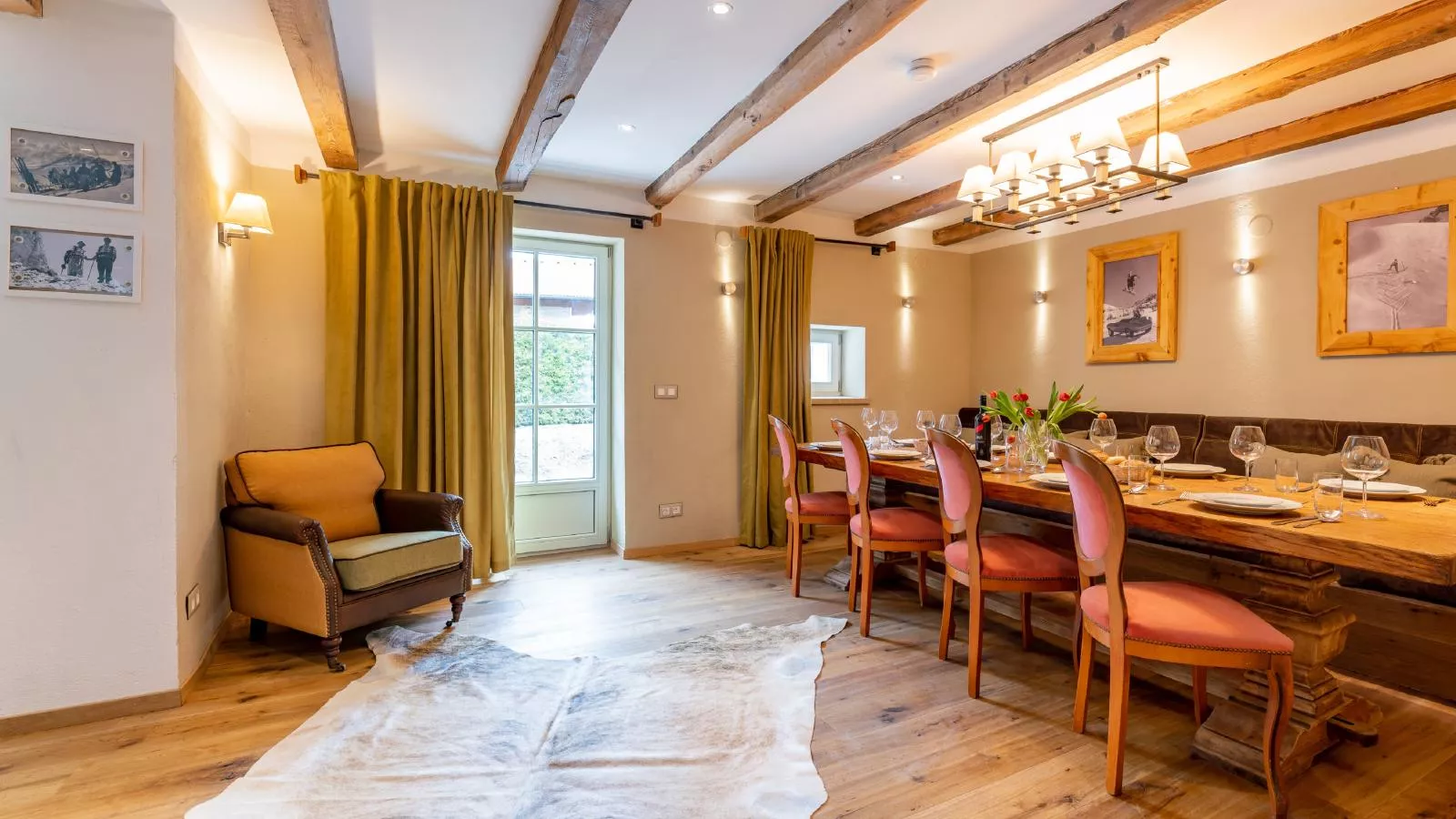 Biber Art Chalet-Eetkamer