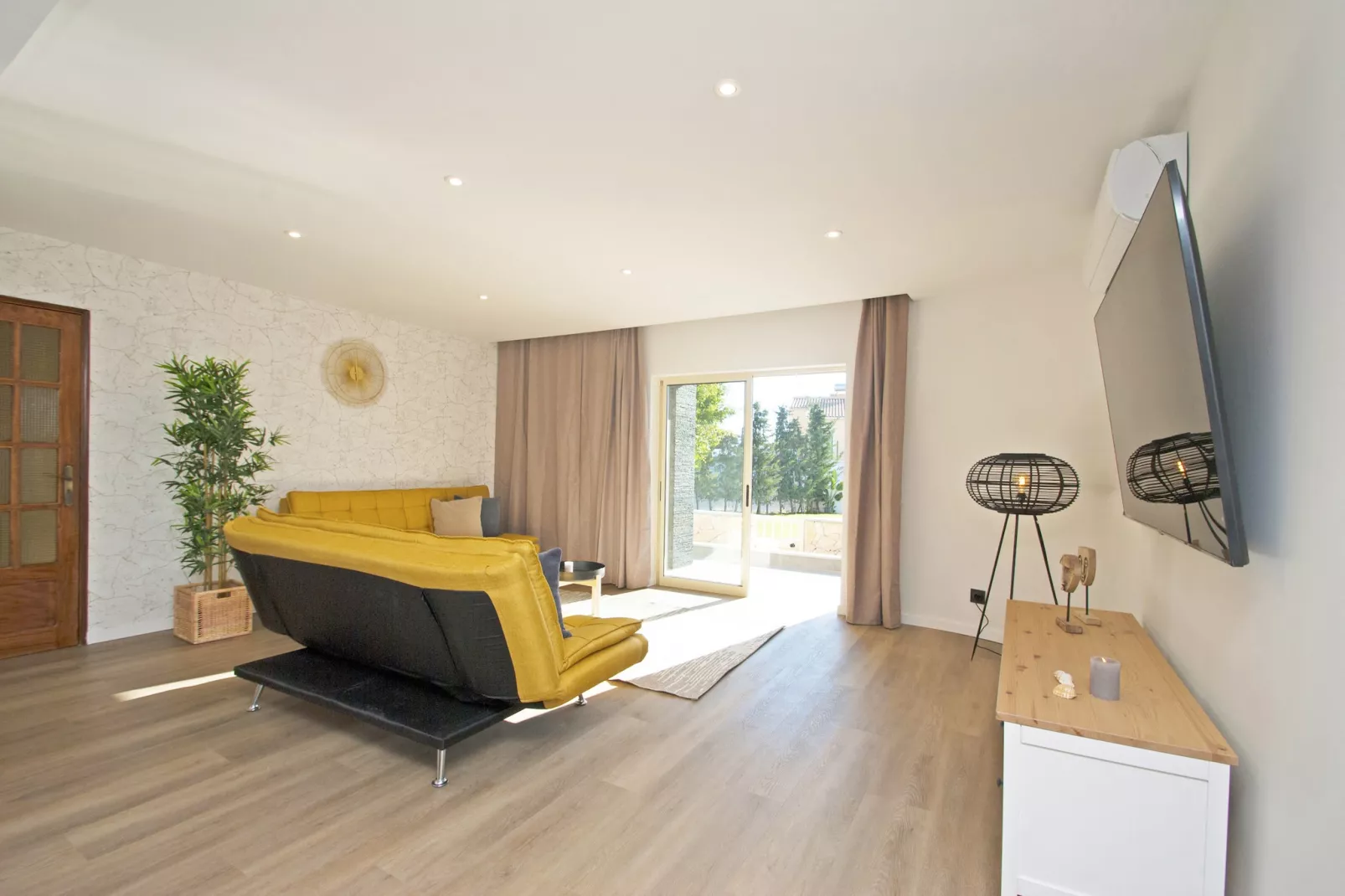 Villa Hollywood-Woonkamer