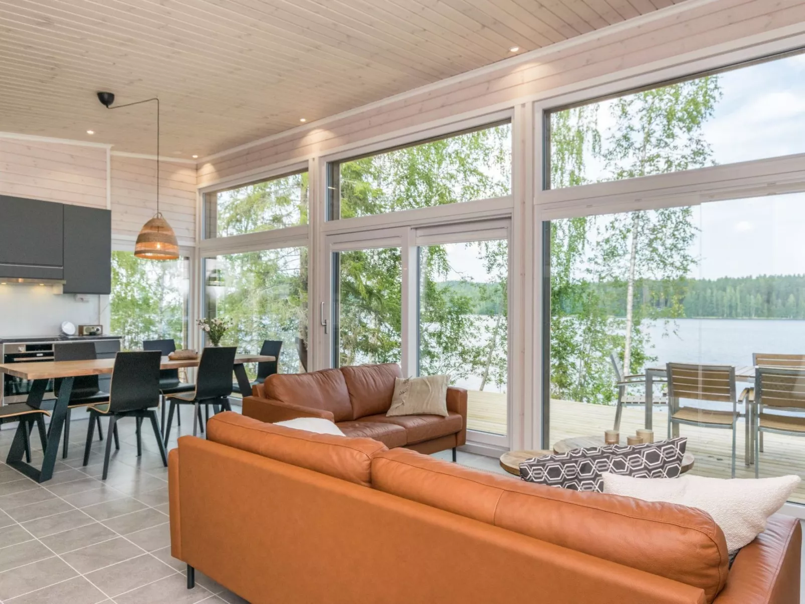 Hot pool cottage kesäranta-Binnen