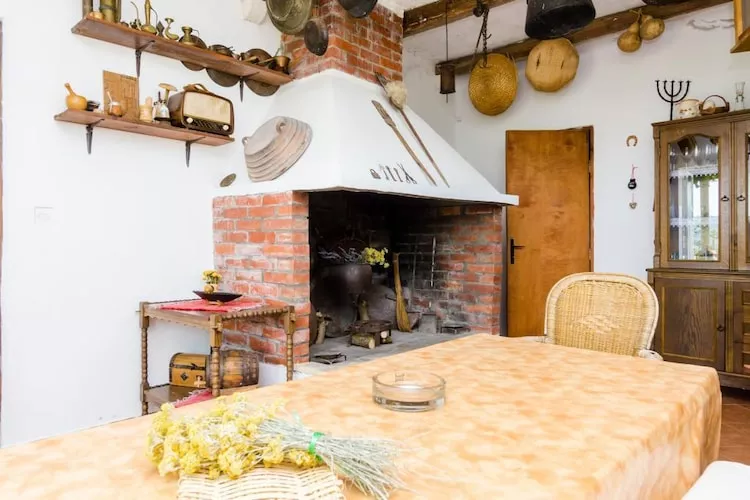 Holiday Home Field of Olives - Two Bedroom Holiday Home with Terrace-Eetkamer
