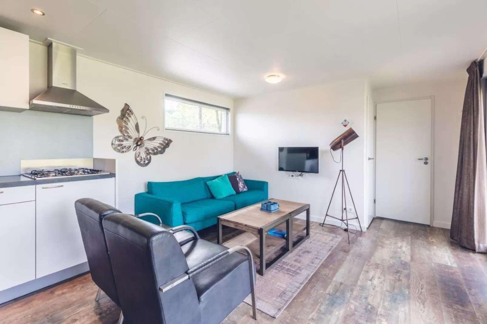 Forest Edge Chalet | 2 - 6 people-Woonkamer