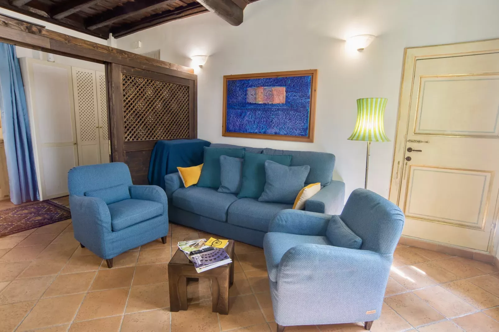 Trevi Fountain Apartment-Woonkamer