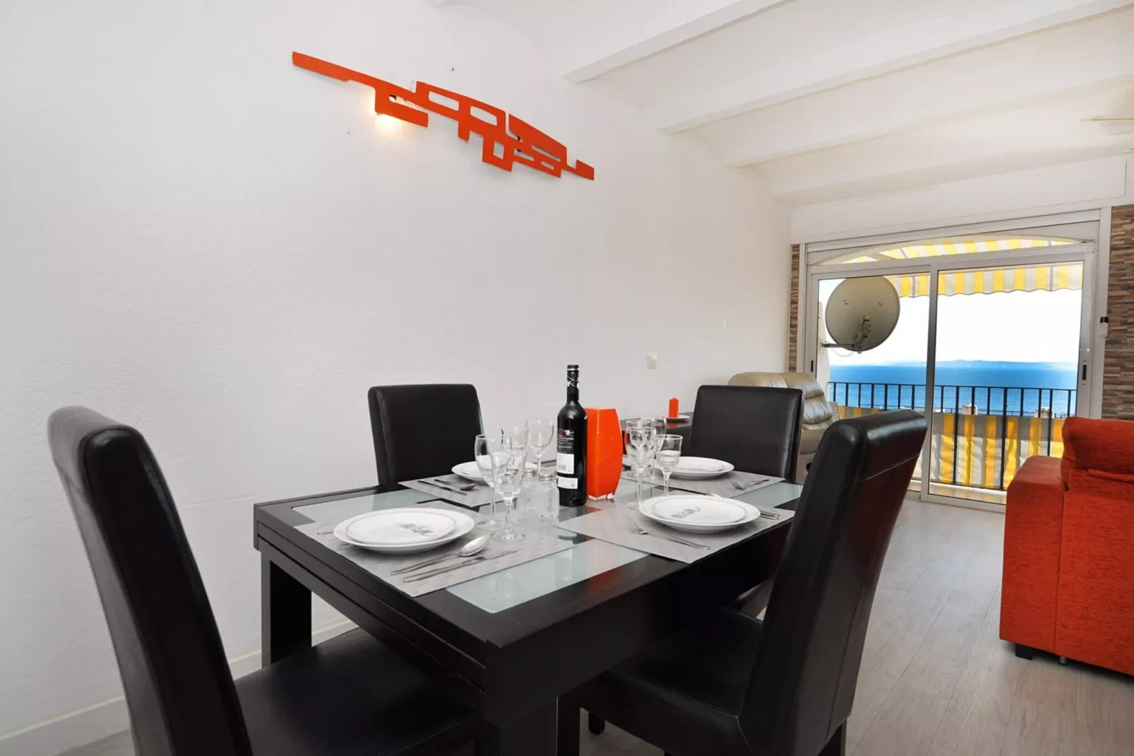 1160 CONCORDIA vista Mar-Eetkamer
