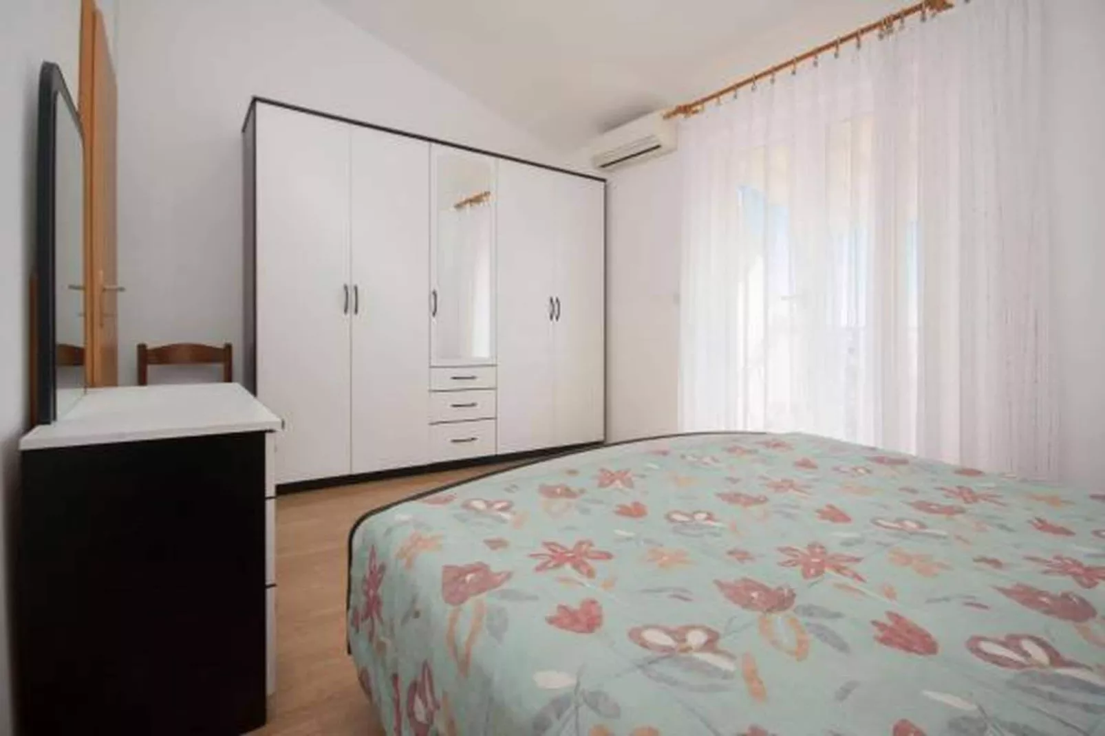 Apartments Maretić - one bedroom apartment A3-Slaapkamer