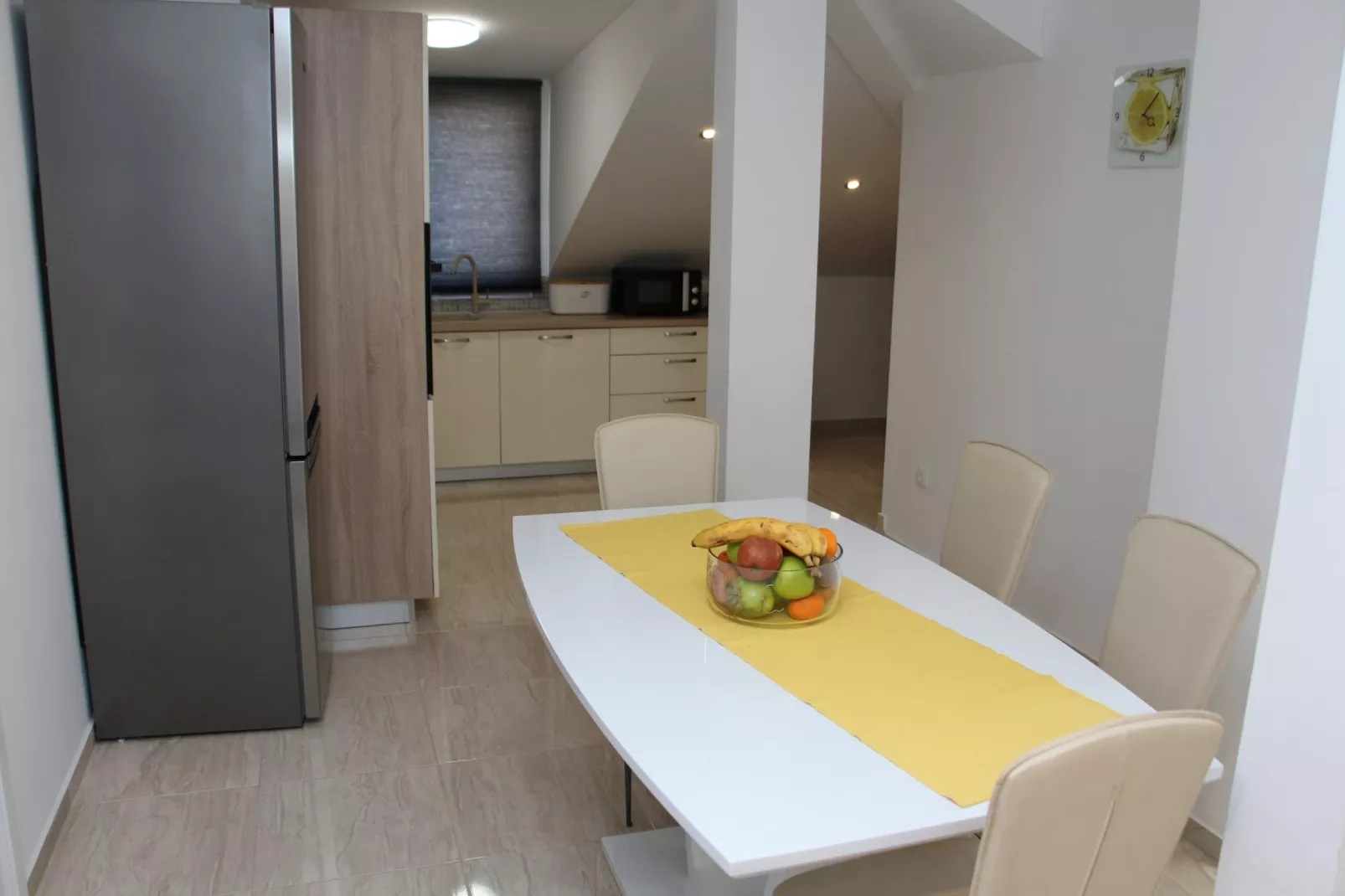 Apartments Gojevic - two bedroom apartment A1-Eetkamer