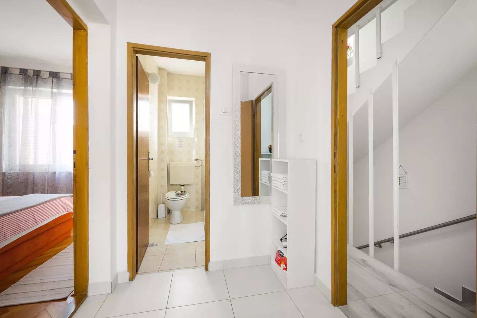 Apartments Anna - One Bedroom Apartment-Overloop