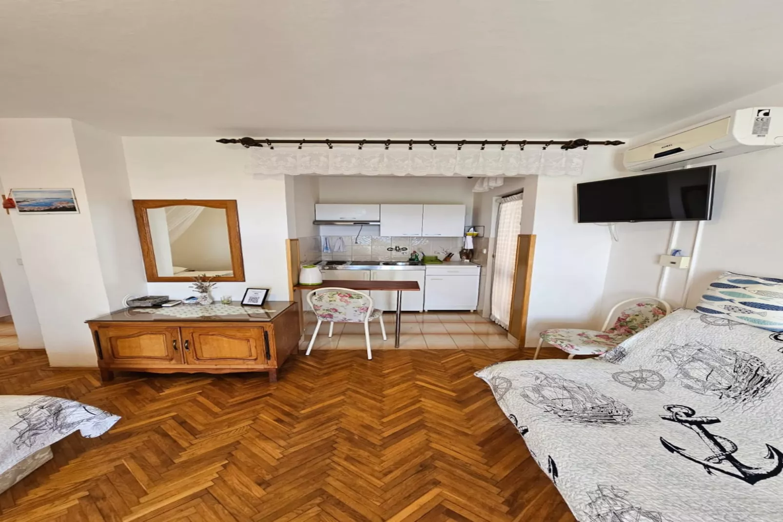 Apartments Nestor - studio apartment A2-Keuken