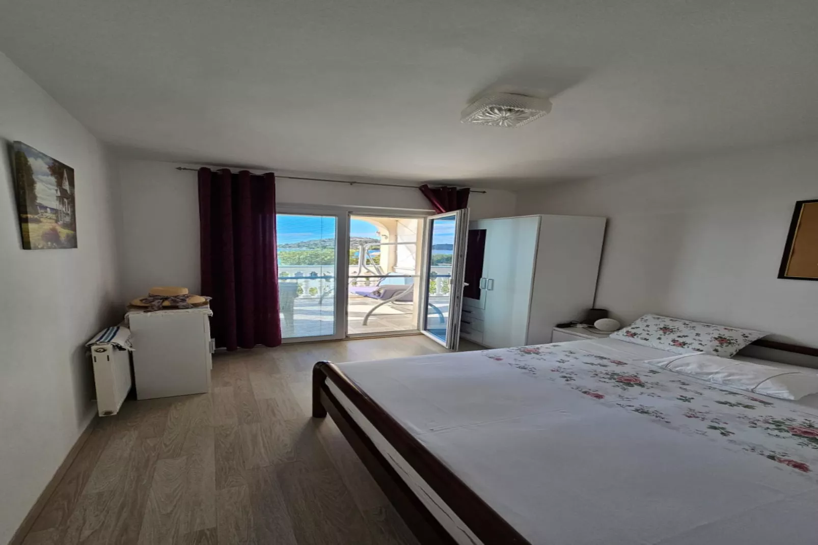 Apartments Olga - two bedroom apartment A2-Slaapkamer
