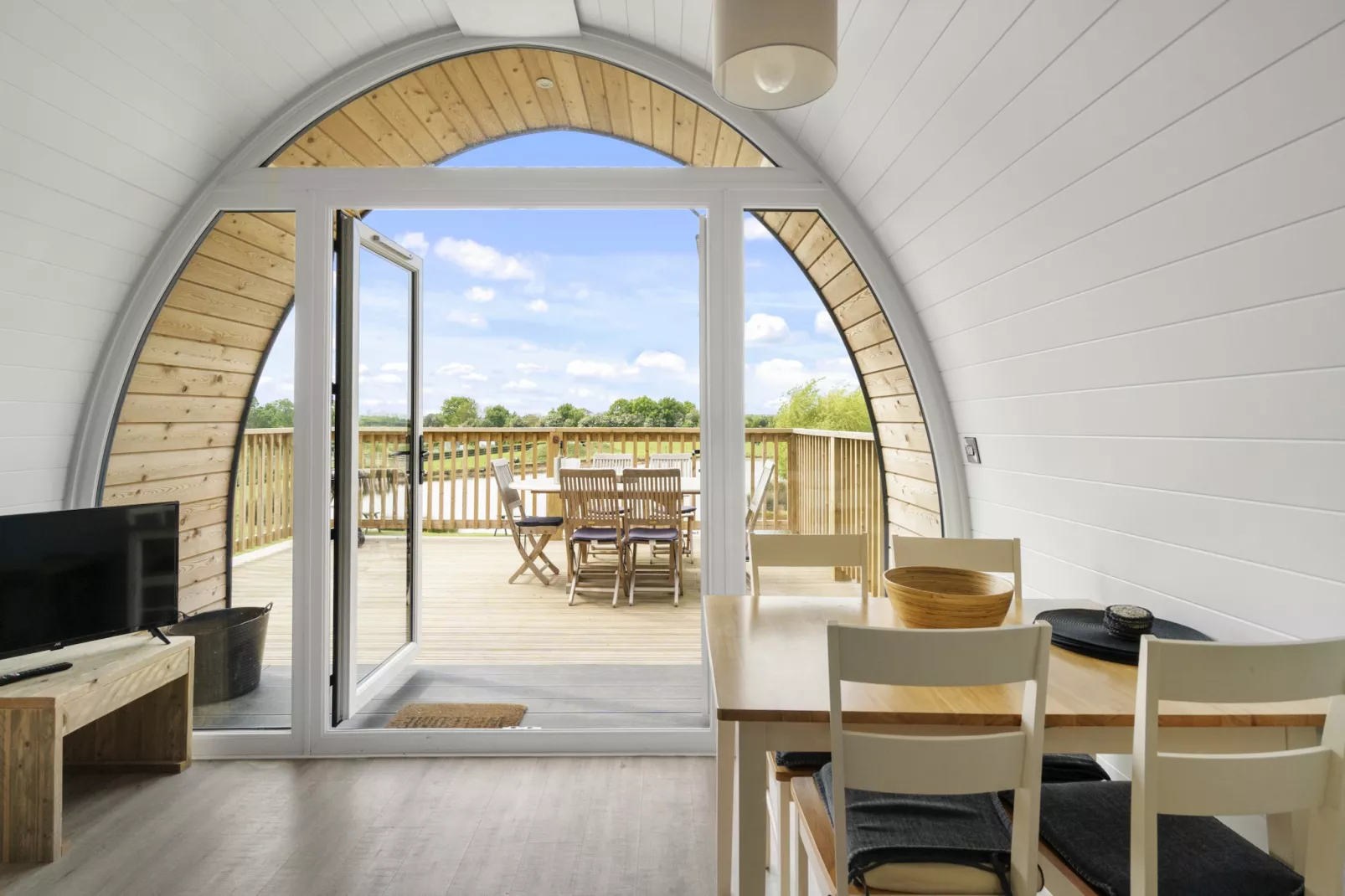 The Highland Camping Pod-Eetkamer