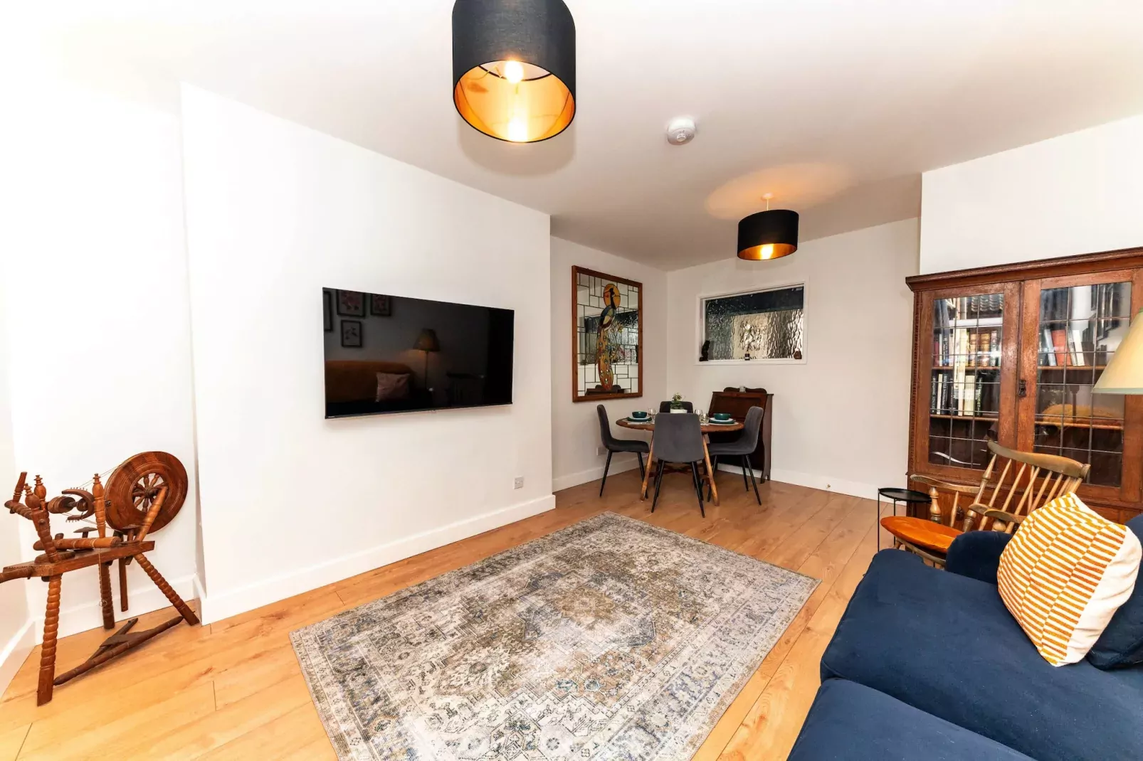 Sheila's Cottage-Woonkamer