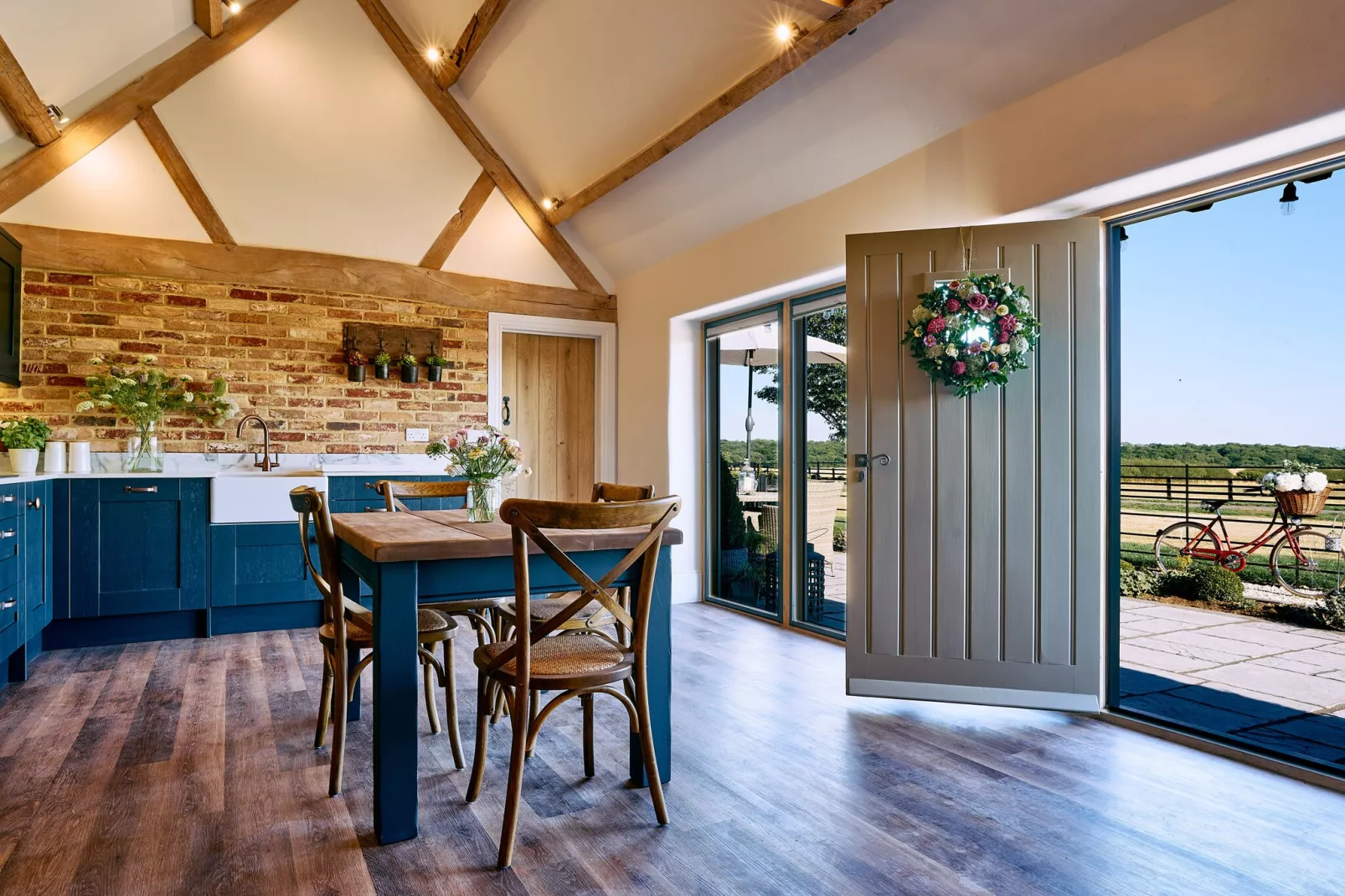 The Shooting Lodge at Mount Pleasant Barns-Eetkamer