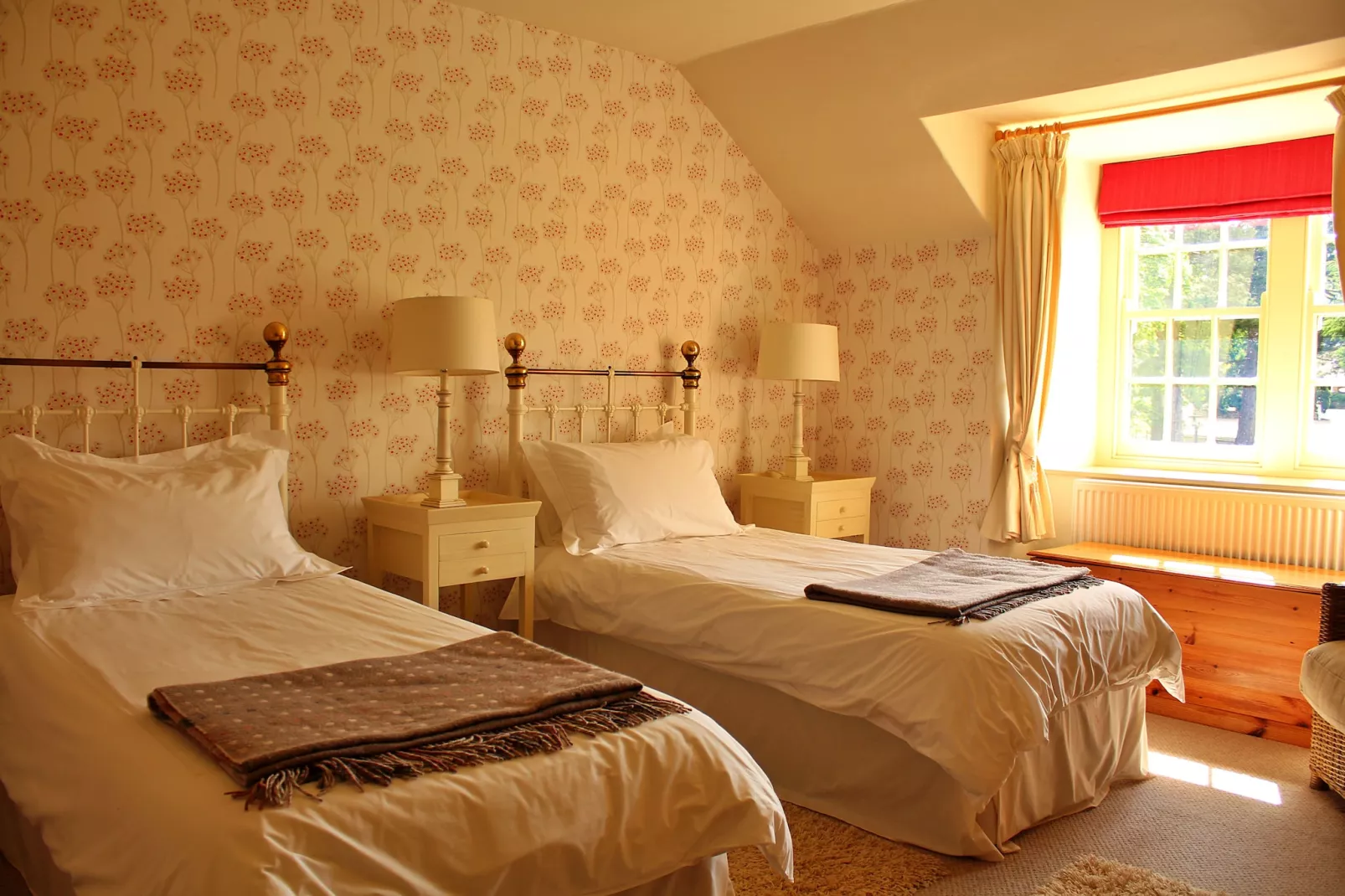 Ingleby Manor - Courtyard Cottage-Slaapkamer