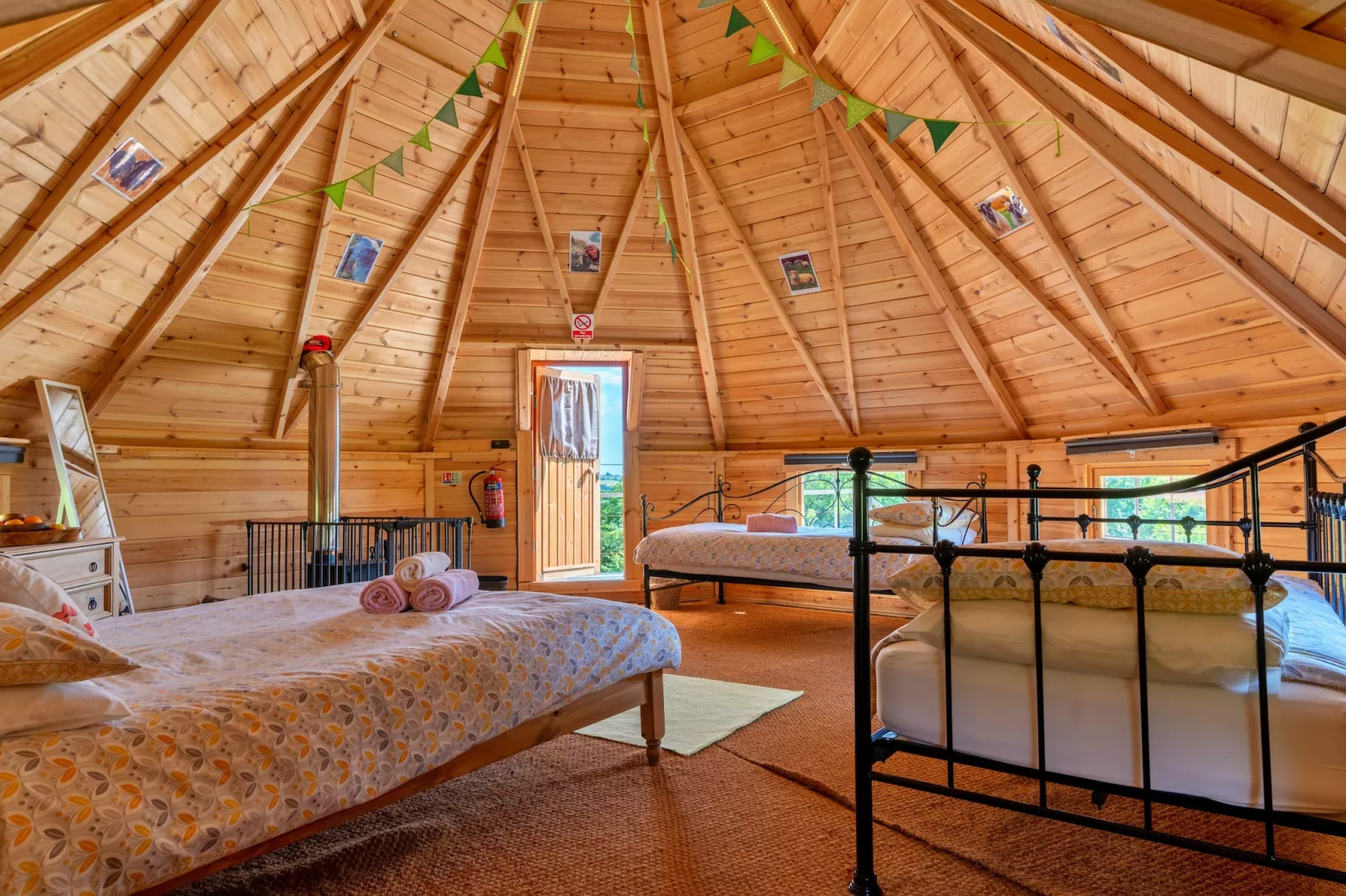 'Exmoor' Wooden Eco-Lodge-Slaapkamer