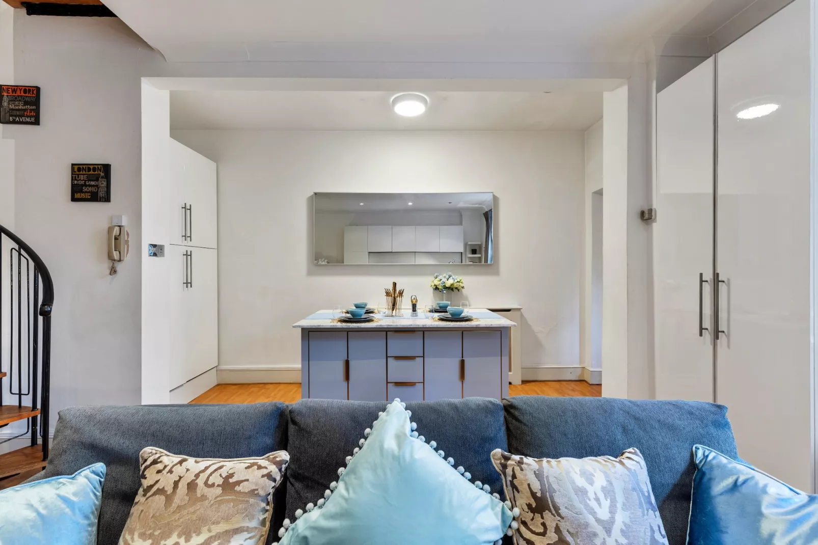 The Victoria Suite-Woonkamer