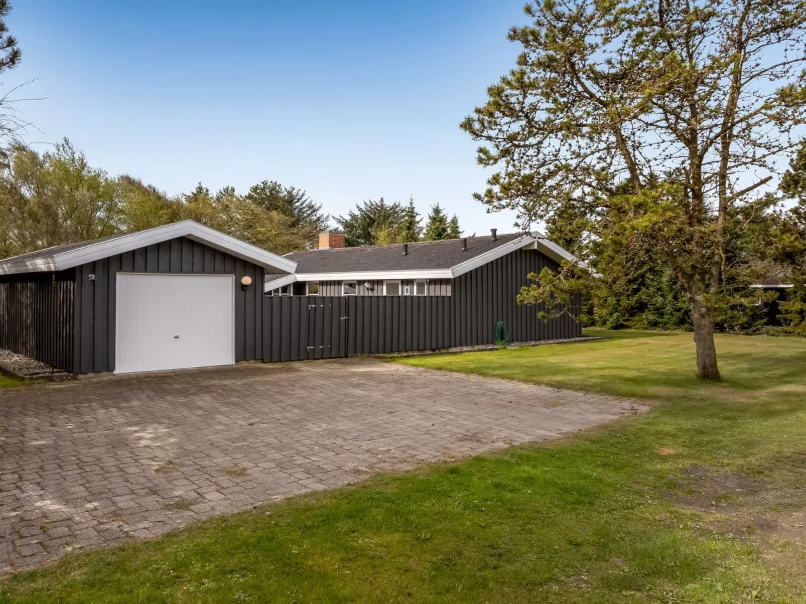 "Annamie" - 1.8km from the sea-Buiten
