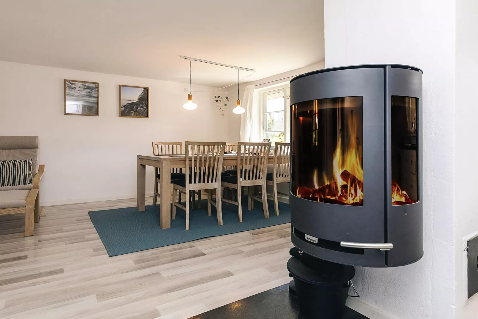 Idyllisch rietgedekt huisje-By Traum-Binnen