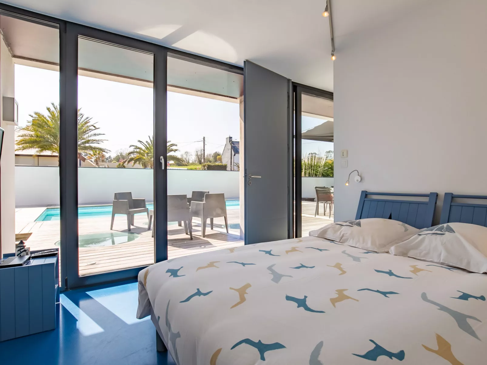 Villa de la Baie-Binnen