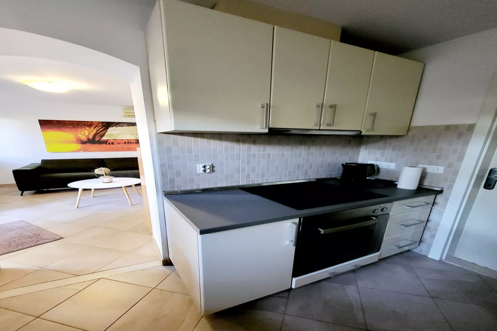 Green Terrace Apartment I - Studio Apartment with Terrace-Keuken