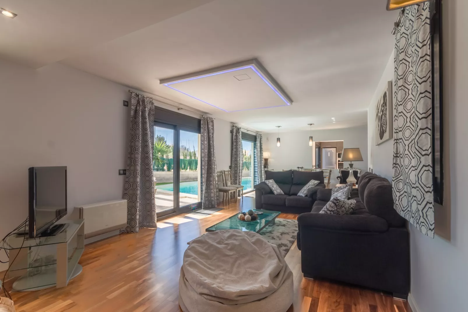 La Primera Brisa, Villa 5StarsHome Mallorca-Woonkamer