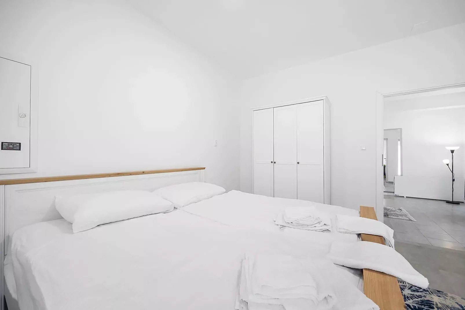 Max - Garden view, One Bedroom Apt. With Terrace-Slaapkamer