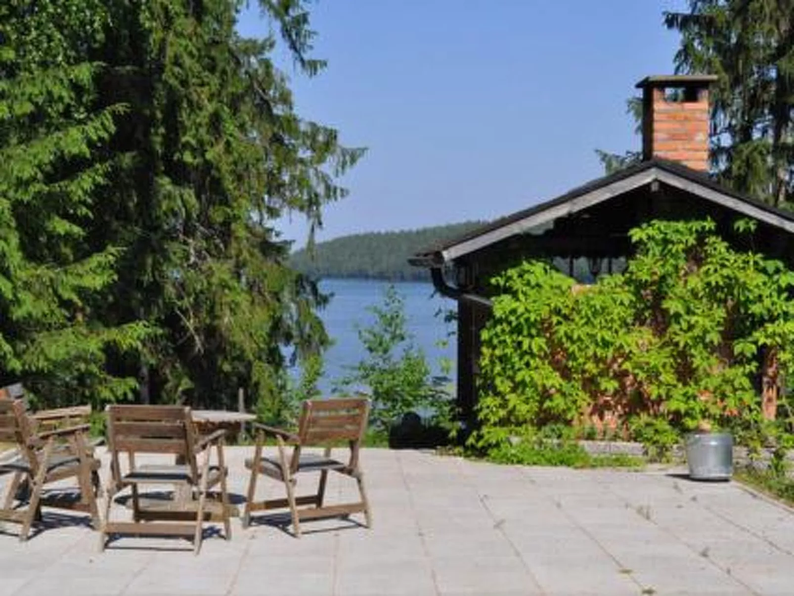 Villa vuorikotka-Buiten