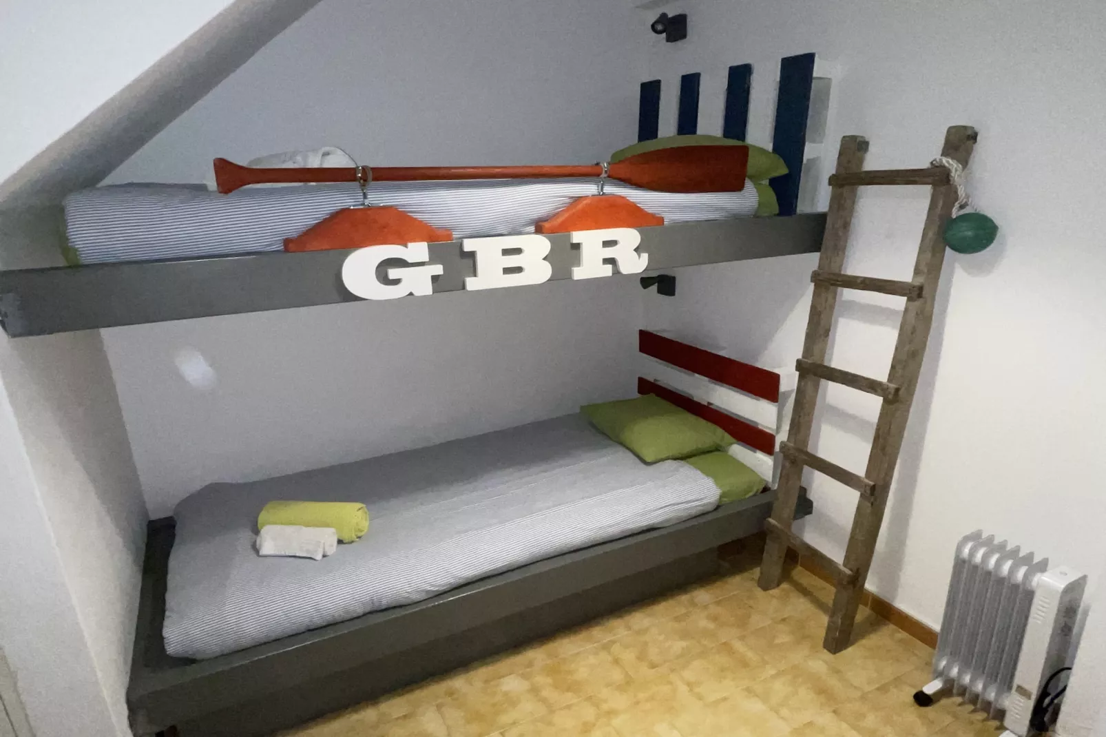 Casa Bacalhau (apartment near Benagil Beach)-Slaapkamer