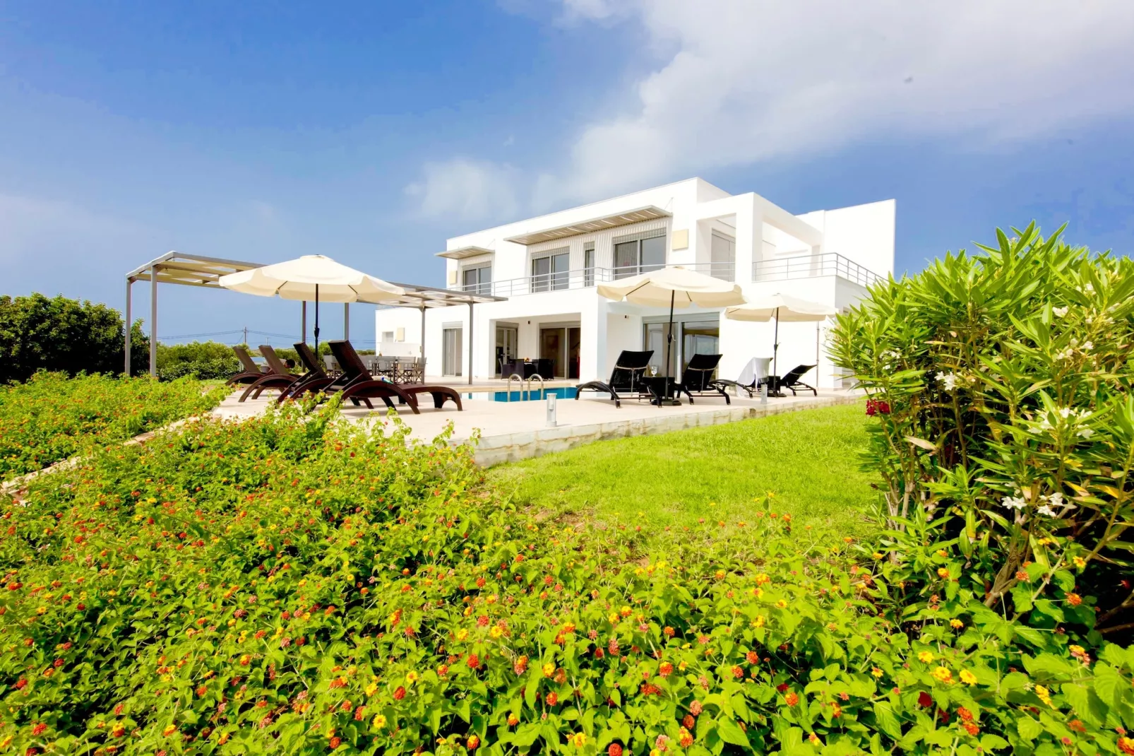 Villa Stella-Buitenkant zomer