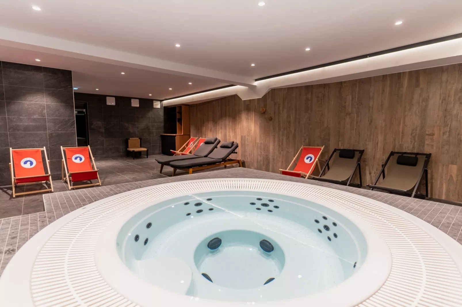Le Cristal Lodge-RD2P-Zwembad